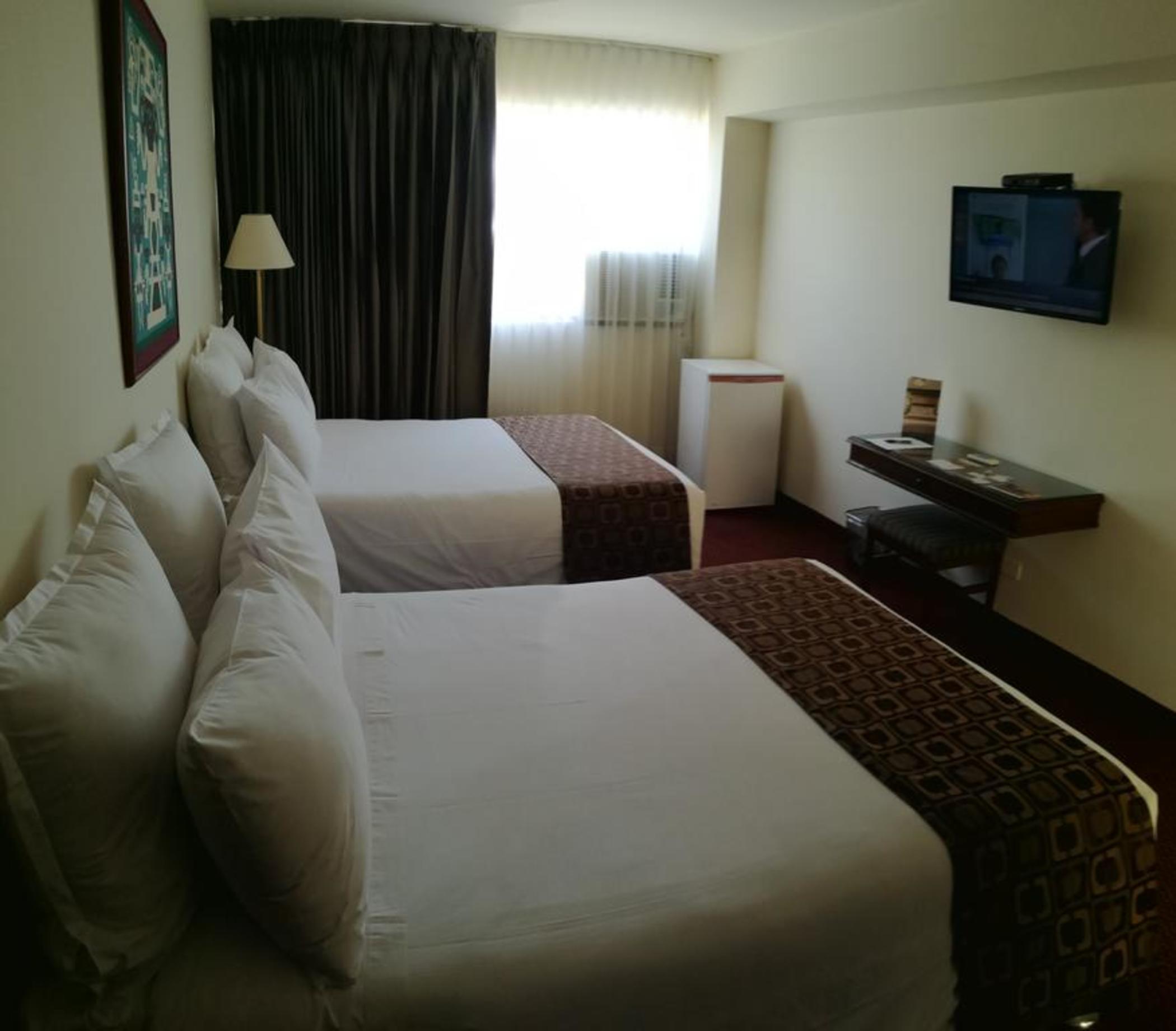 Hotel Carrera Лима Екстериор снимка