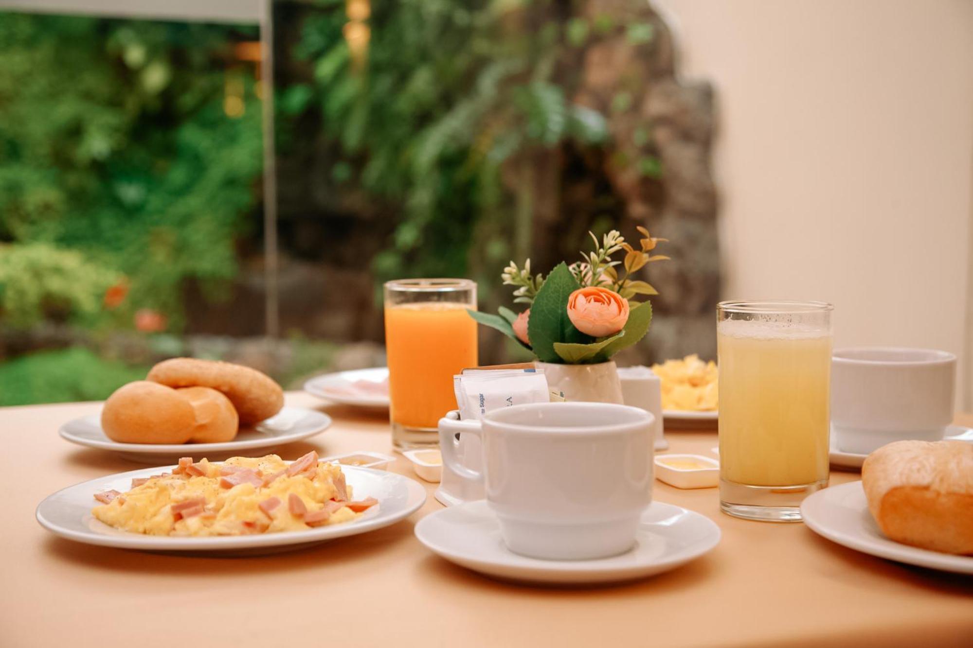 Hotel Carrera Лима Екстериор снимка