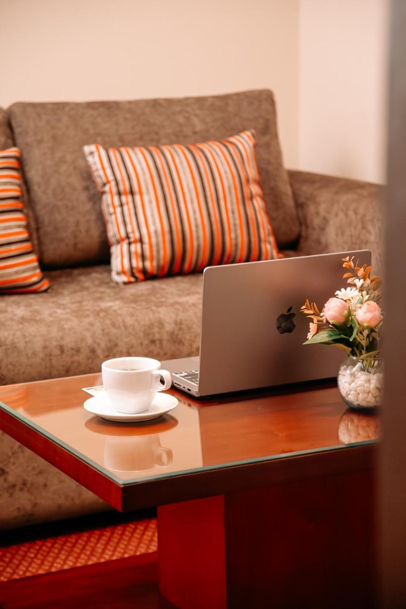 Hotel Carrera Лима Екстериор снимка