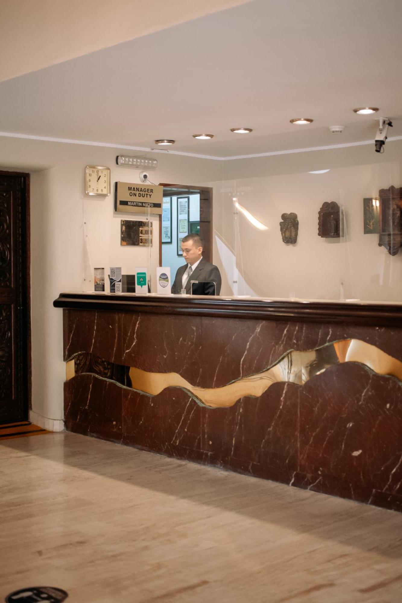 Hotel Carrera Лима Екстериор снимка