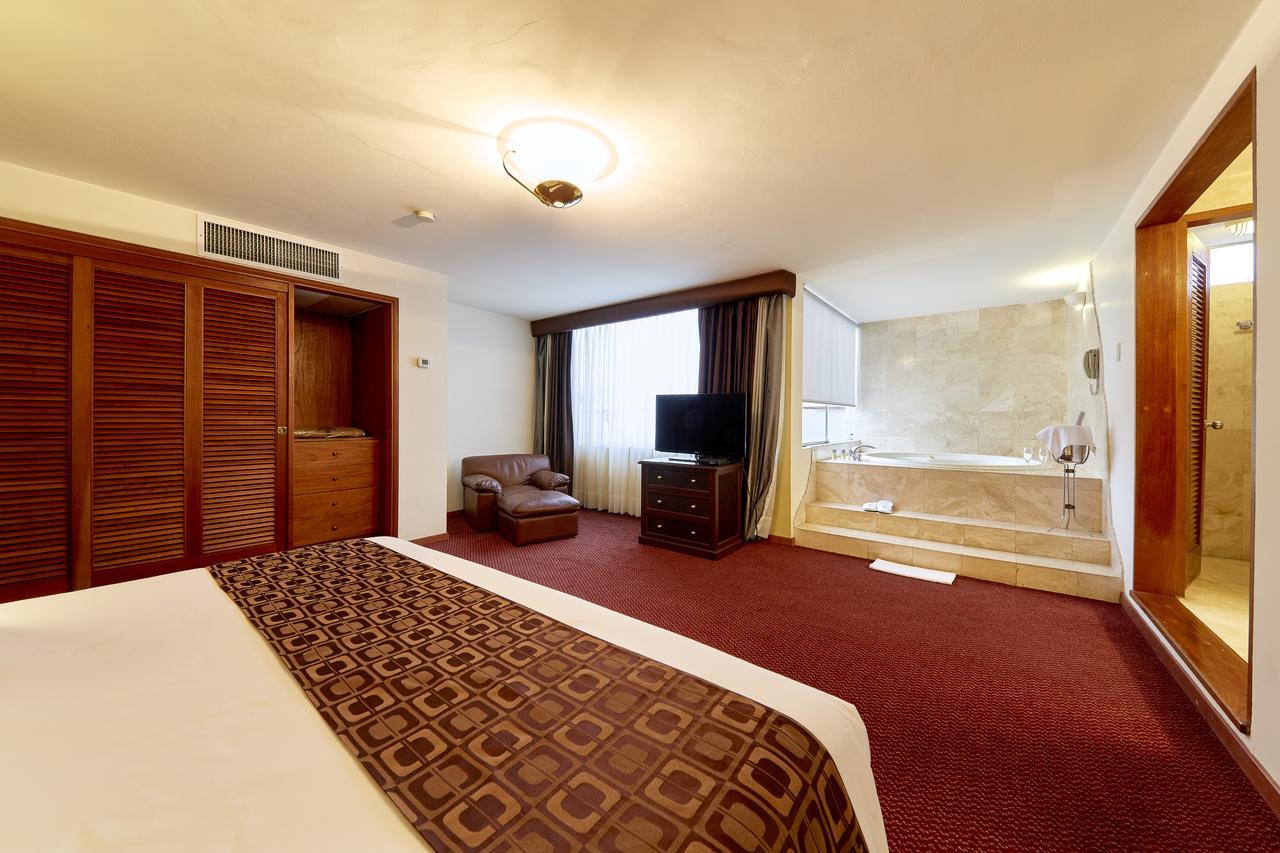 Hotel Carrera Лима Екстериор снимка